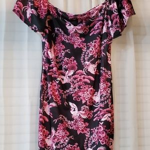 Beautiful oriental pattern mini dress